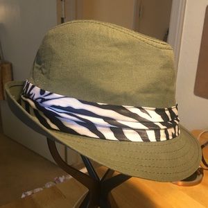 Womens rain hat